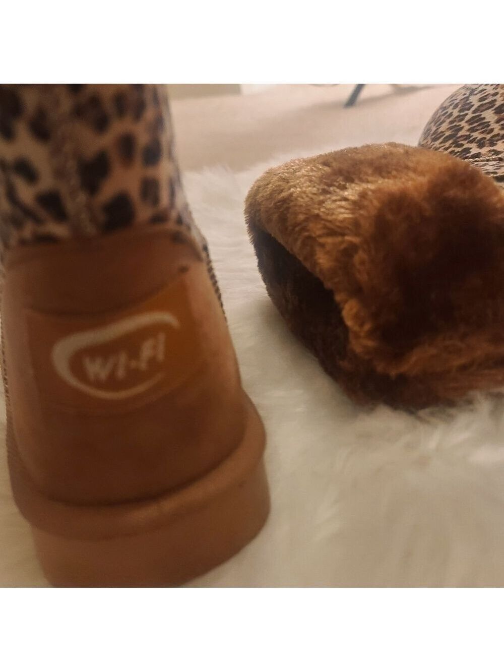 BNIB child's Wi-Fi Fuzzy leopard print boots! - Picture 10 of 11